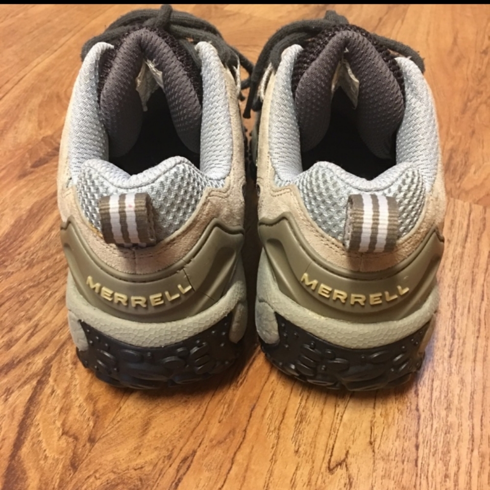 Merrell Vibram women's size 7.5 good condition - Picture 5 of 5